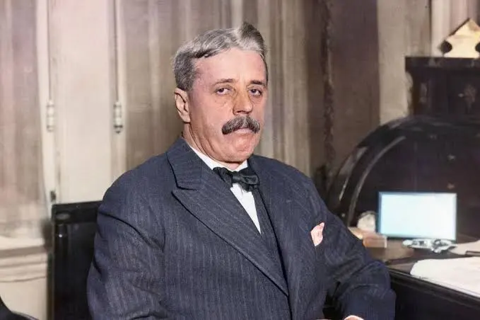 Arnold Bennett : Penulis Kelas Menengah yang Menggugah Dunia Sastra Inggris